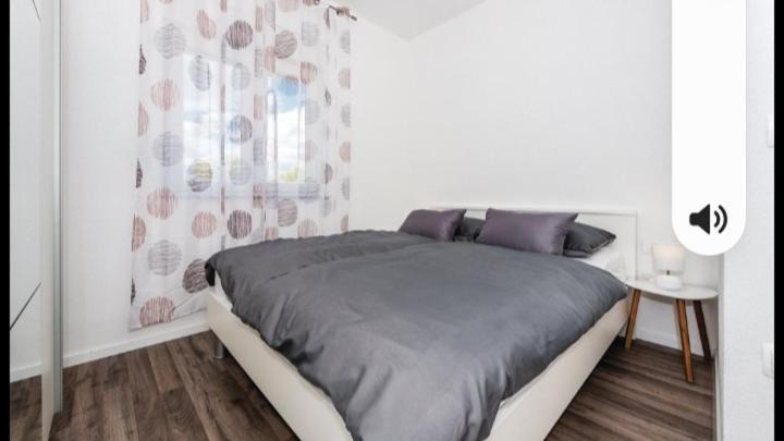 Вилла Olive Tree House With Jacuzzi, Wifi And 40M2 Pool Siritovci Экстерьер фото